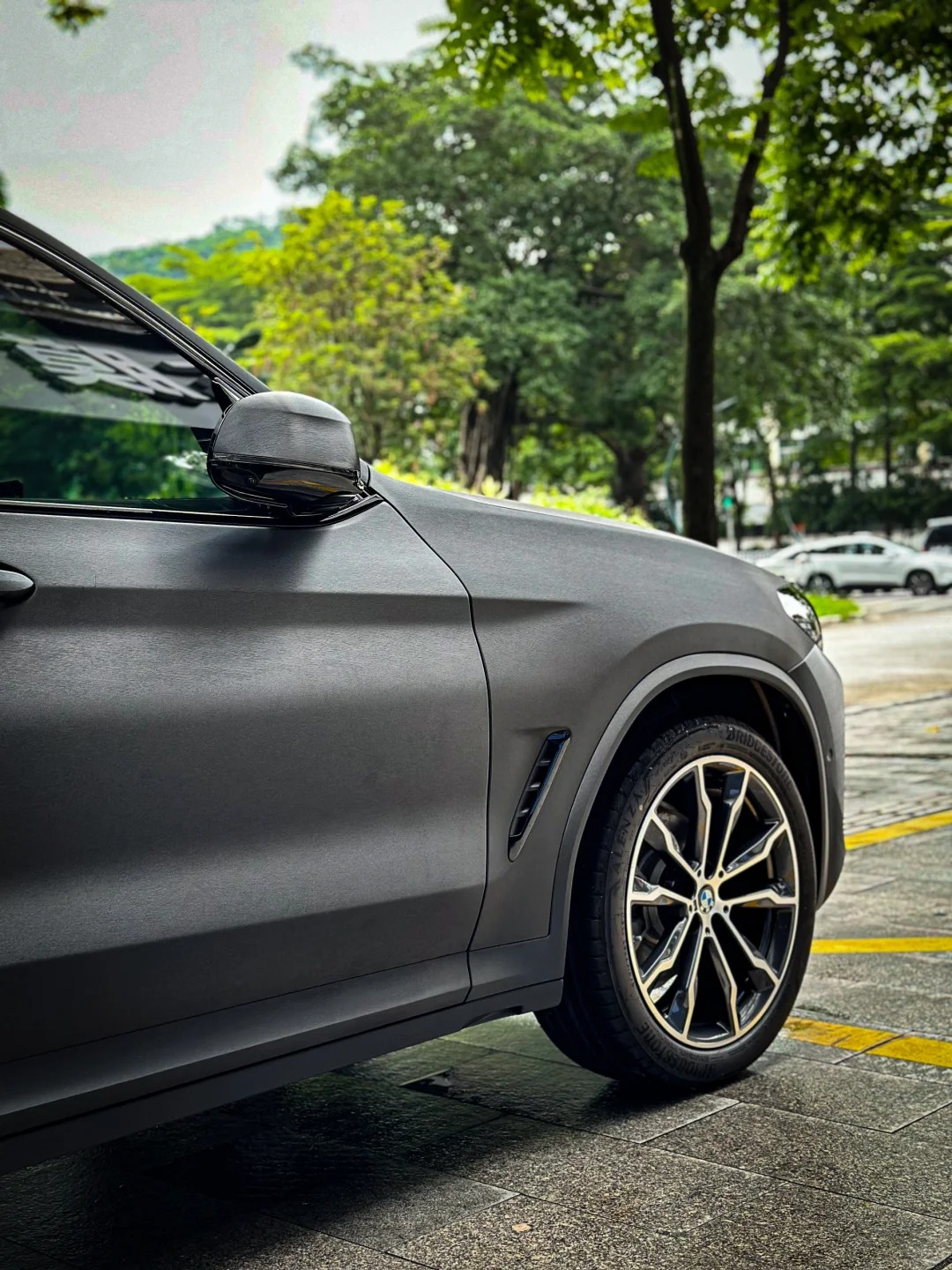 Matte Metallic Brushed Black Car Vinyl Wrap review safe 02