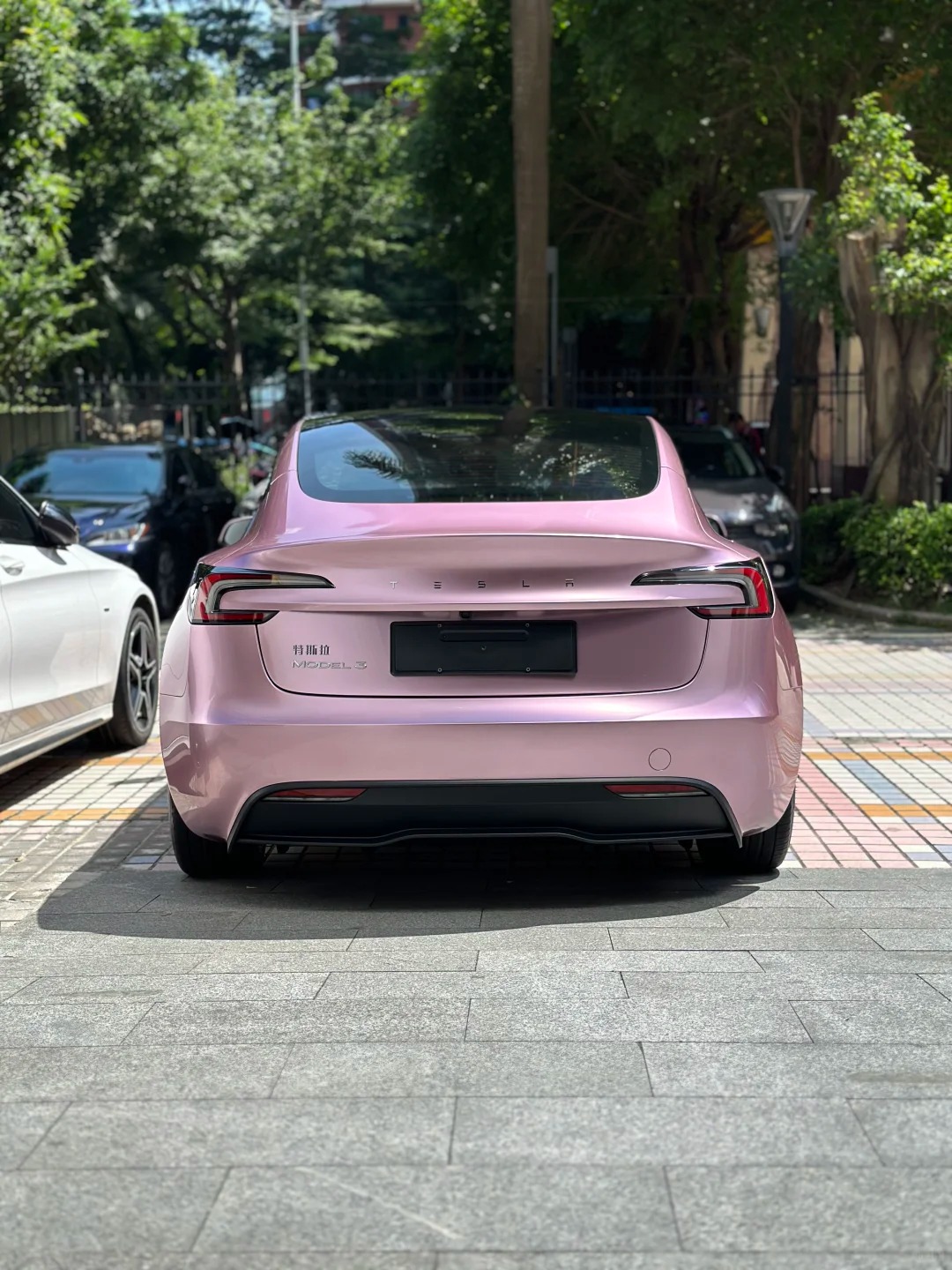 Porsche BMW Tesla  Benz Gloss PET Bentley Passion Pink Car Vinyl Wrap review 2
