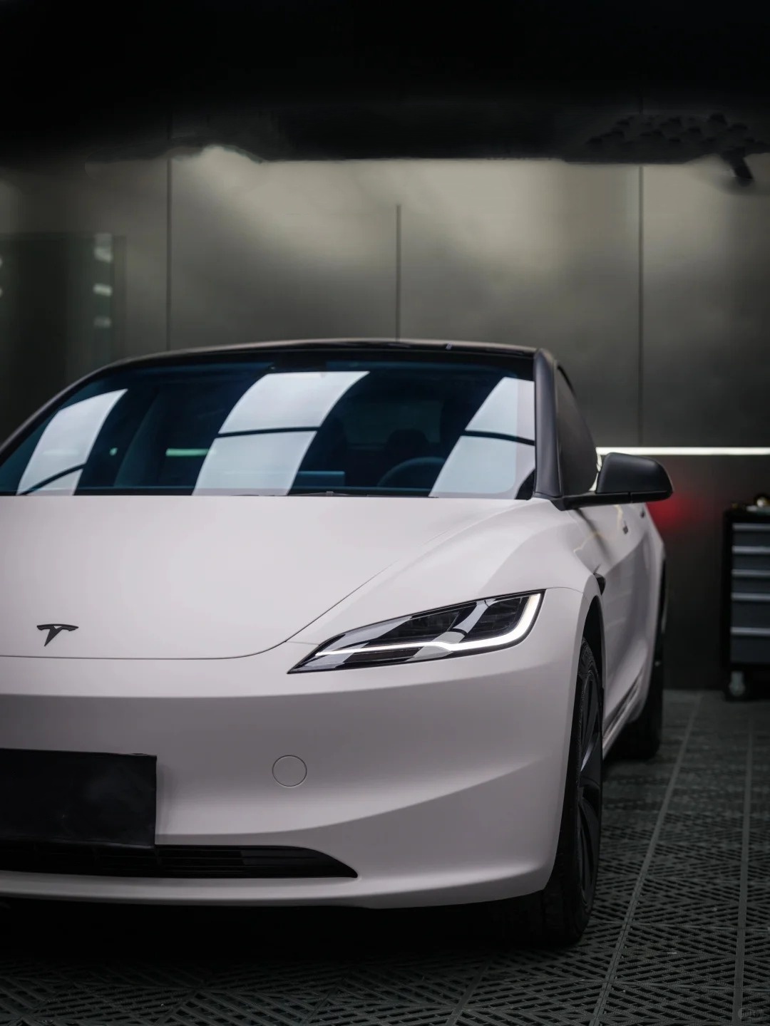 Tesla Ultimate Flat Baby Pink Car Vinyl Wrap review ege 02