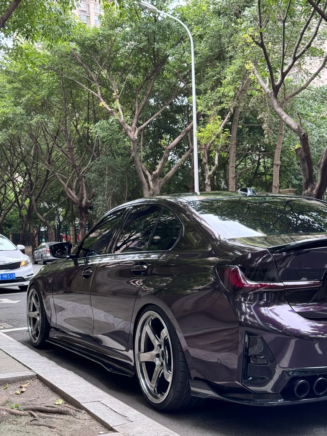 PET Gloss Metallic Gloss Gentian Purple Car Vinyl Wrap review 2