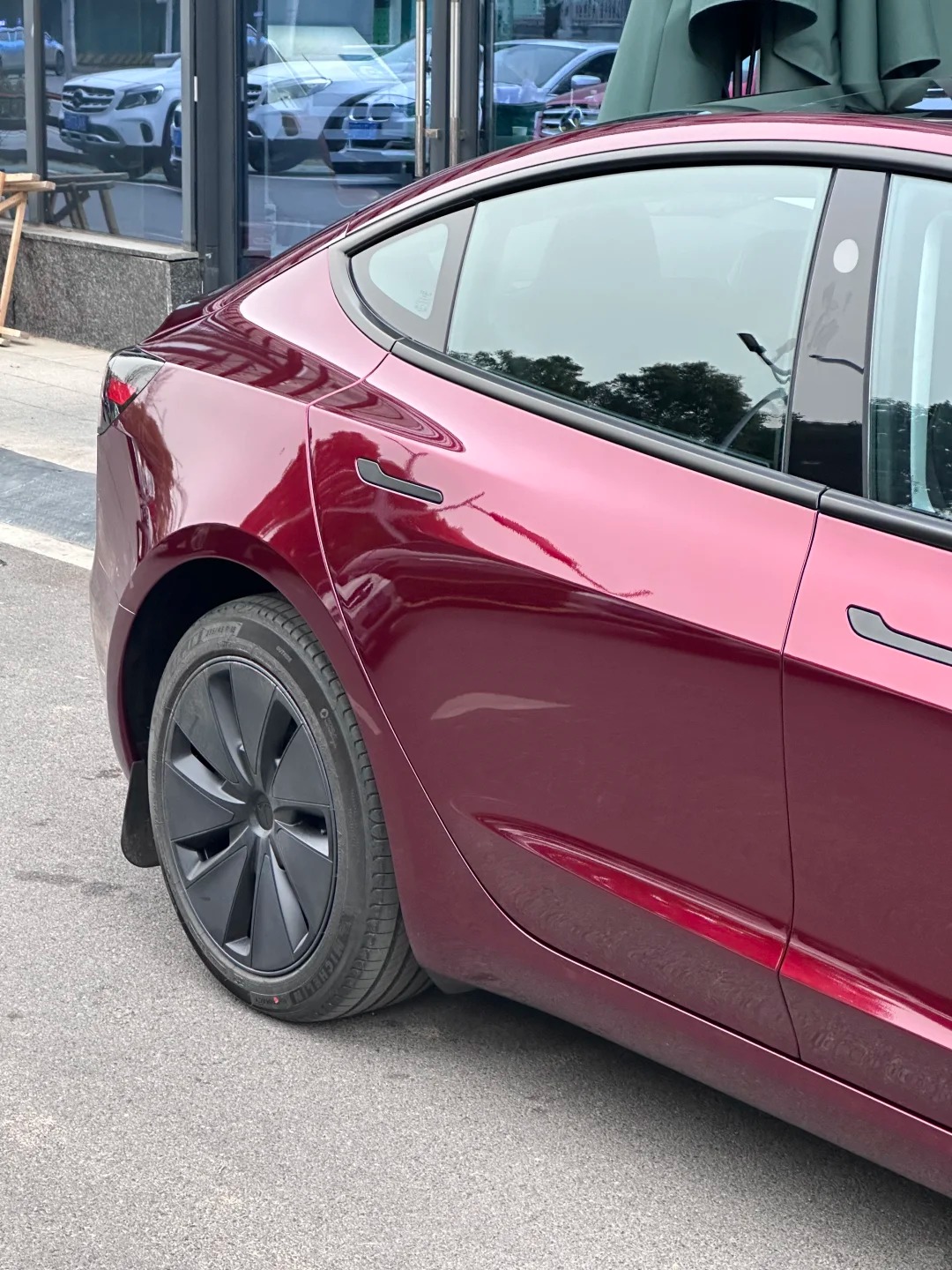 PET Liquid Metallic Dragon Blood Red Car Vinyl Wrap review svfbd 02