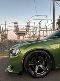 Gloss Metallic Mamba Green Car Vinyl Wrap review dfagr 02