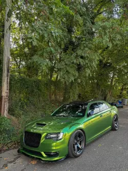 Gloss Metallic Mamba Green Car Vinyl Wrap review regr 02