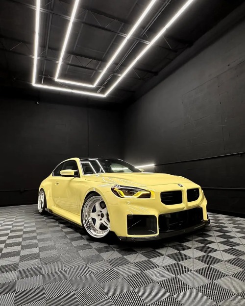 Gloss Chanel Yellow Car Vinyl Wrap review 
