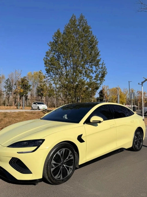 Gloss Chanel Yellow Car Vinyl Wrap review 