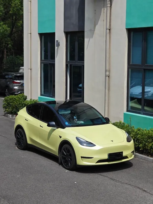 Gloss Chanel Yellow Car Vinyl Wrap review 