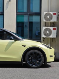 Gloss Chanel Yellow Car Vinyl Wrap review 1