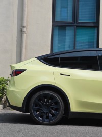 Gloss Chanel Yellow Car Vinyl Wrap review 2
