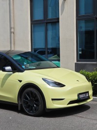 Gloss Chanel Yellow Car Vinyl Wrap review 4