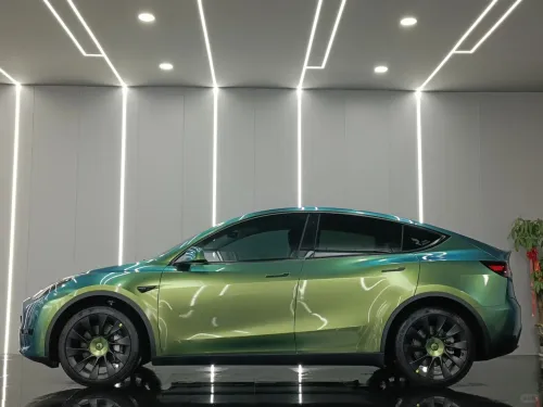 Glossy Chameleon Jungle Green Car Vinyl Wrap review 