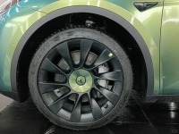 Glossy Chameleon Jungle Green Car Vinyl Wrap review 2