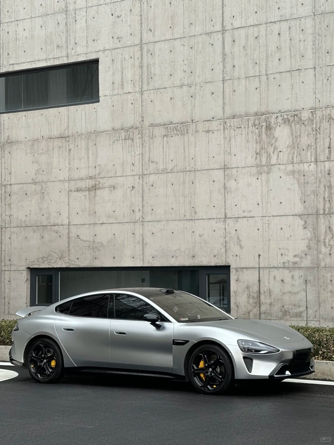 Matte Chrome Alexander Silver Car Vinyl Wrap review 1