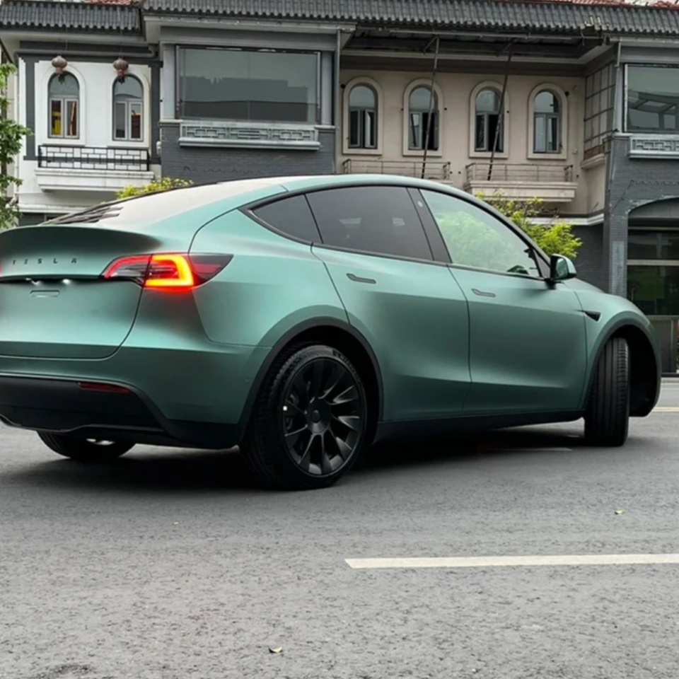 Ultra-Matte Midnight Green Car Vinyl Wrap review 1