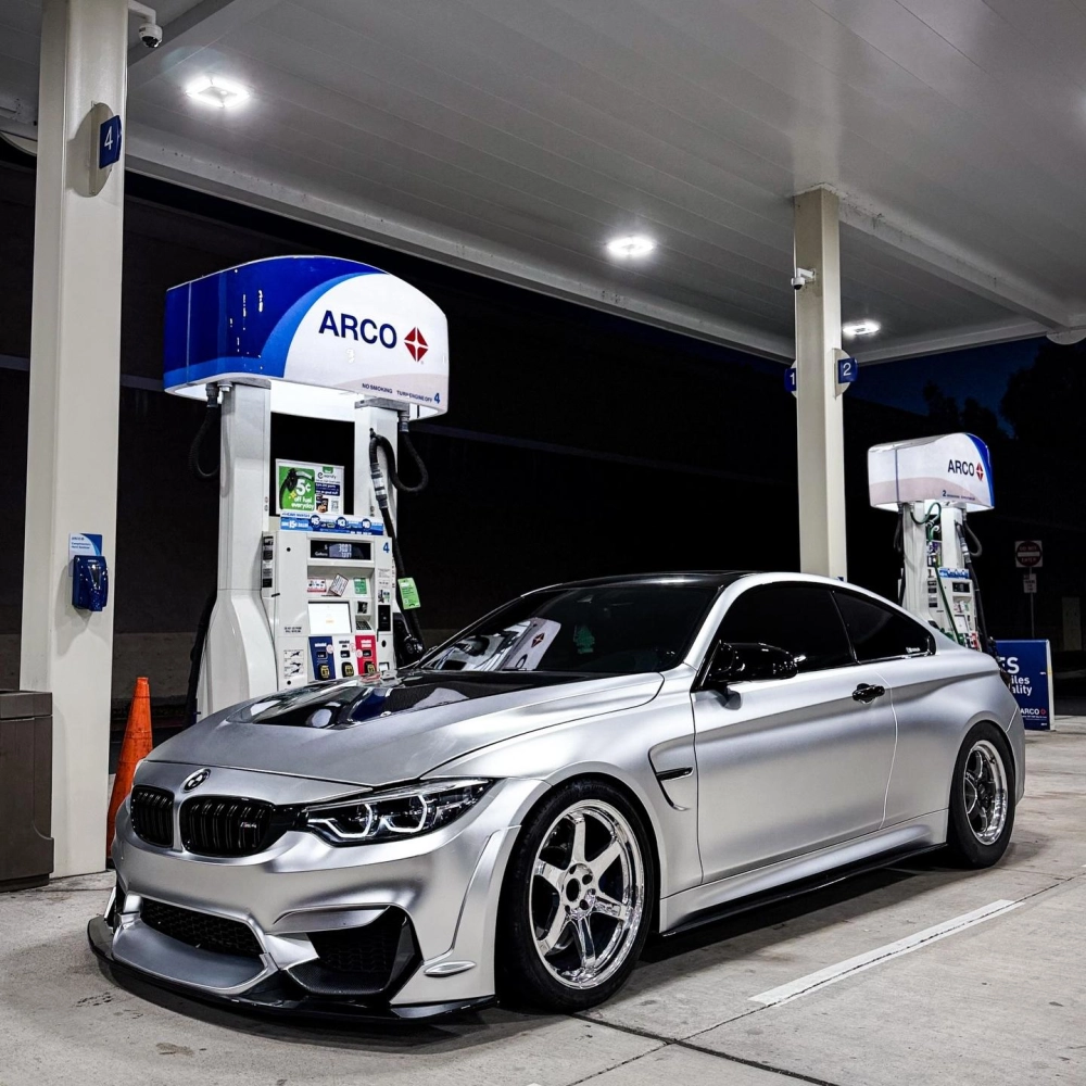 Matte Chrome Alexander Silver Car Vinyl Wrap review dfe 02