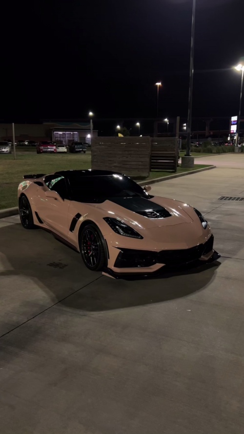 PET Super Gloss Shine Latte Car Vinyl Wrap review 