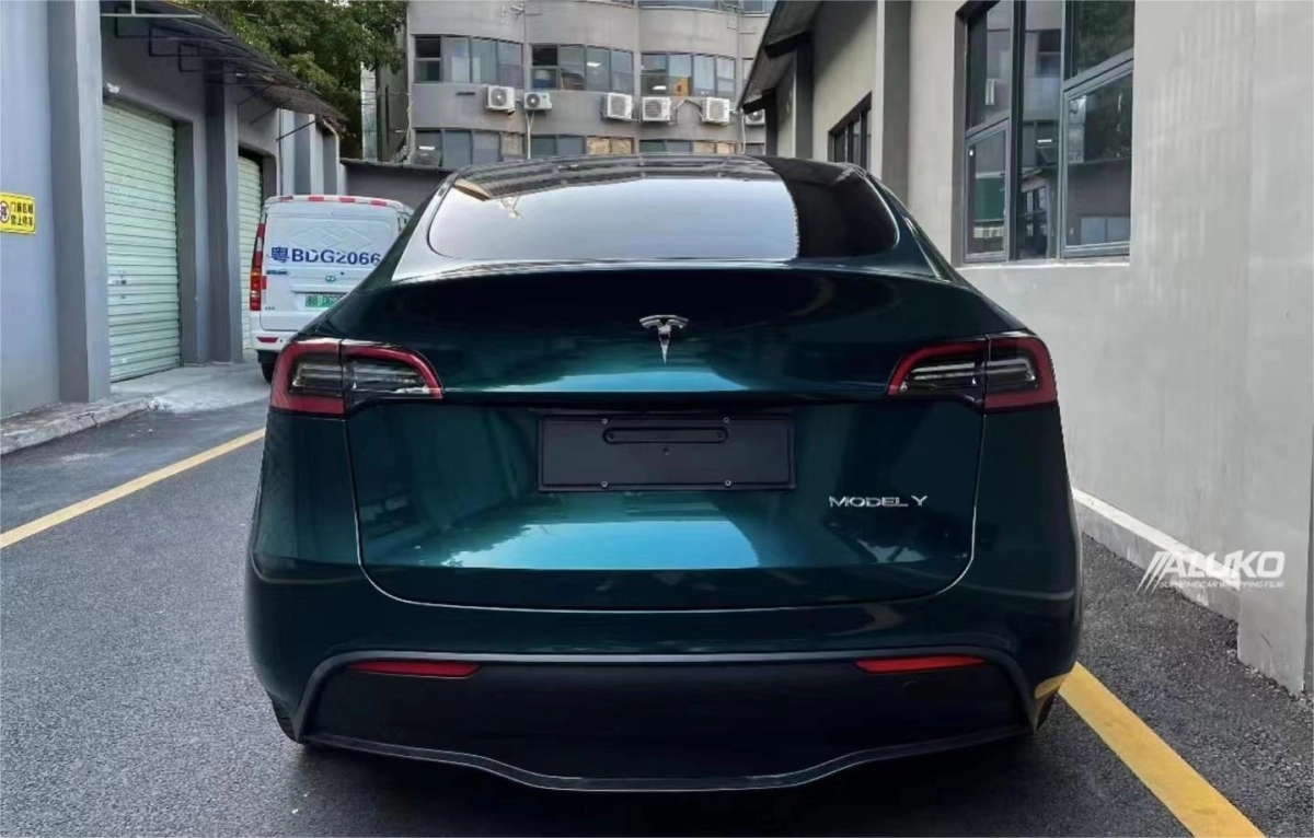 Tesla Model Y Wrap- Gloss Metallic British Racing Green