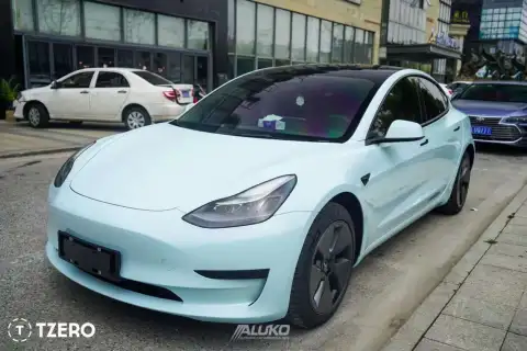 Tesla Model 3 Wrap - Super Gloss Glacier Blue