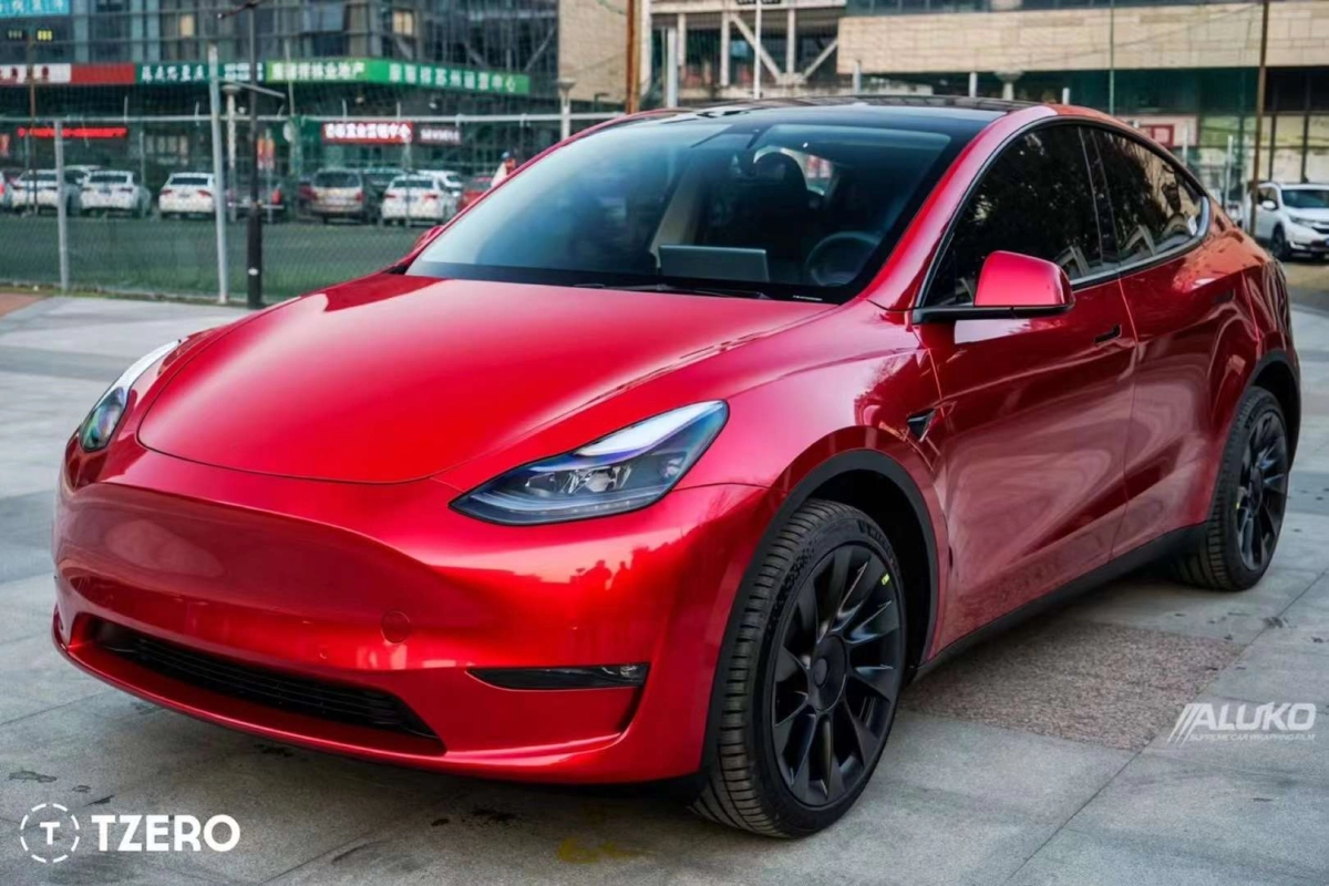 Tesla Model Y Wrap - Gloss Metallic Vampire Red