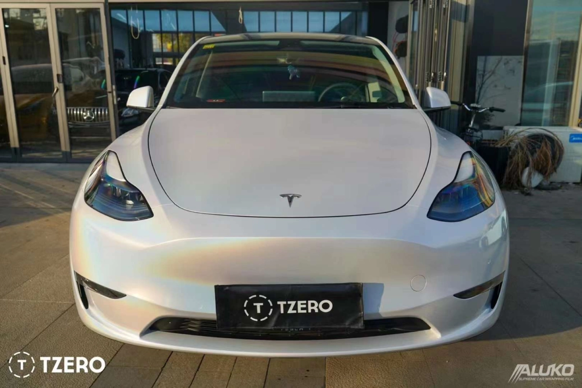  Tesla Model Y Wrap - Rainbow Holographic White