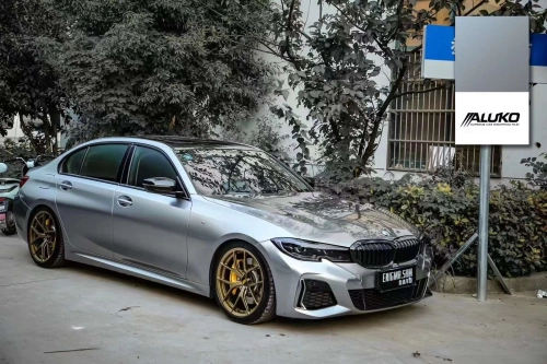 2023 BMW 3 SERIES Wrap - Gloss Metallic Liquid Chrome Silver