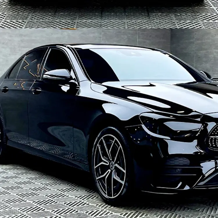 The Super Gloss Piano Black Car Vinyl Wrap embodies the perfect fusion of luxury and protection. 
Installing the Super Gloss Piano Black Car Vinyl Wrap requires professional expertise and equipment.