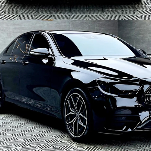 Why is piano black used in cars?