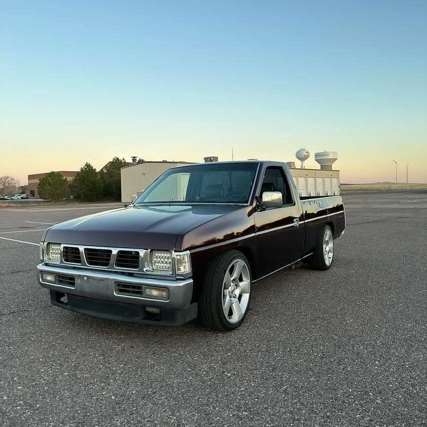 Charles’ Rave Review: Glossy PET Diamonds Black Red Car Vinyl Wrap by Carwraponline