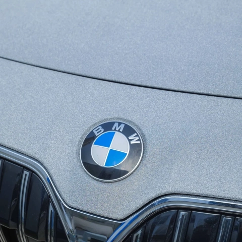 Elevate Your Vehicle's Style with Super Diamond Sliver Vinyl Wrap