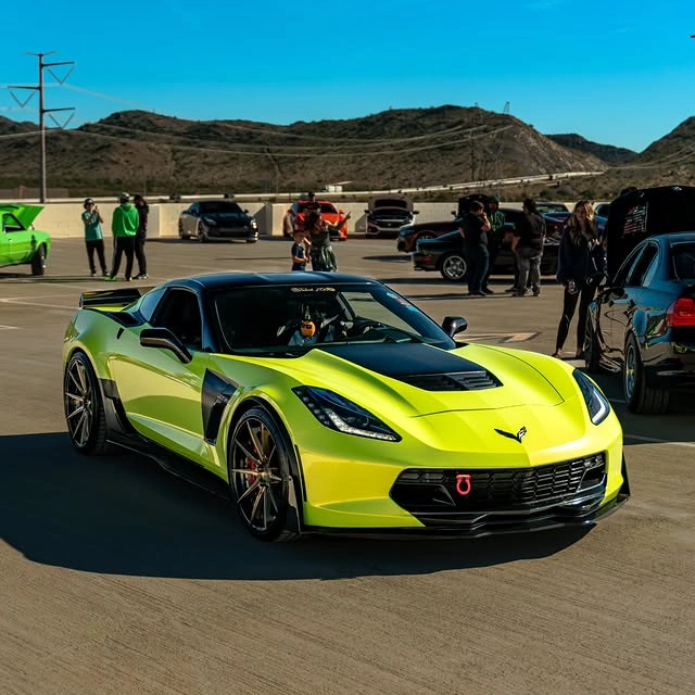 BMW Gloss Magic Gold Fluorescence Car Vinyl Wrap