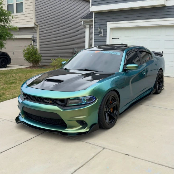 Glossy Chameleon Jungle Green Car Vinyl Wrap