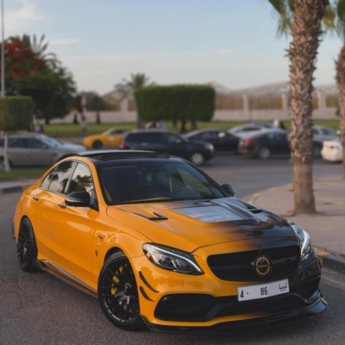 Summer Style Guide: Black And Yellow Customized Car Vinyl Wraps You Need