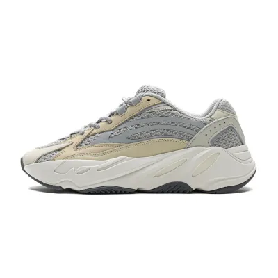 adidas Yeezy Boost 700 V2 “Cream”  GY7924  01