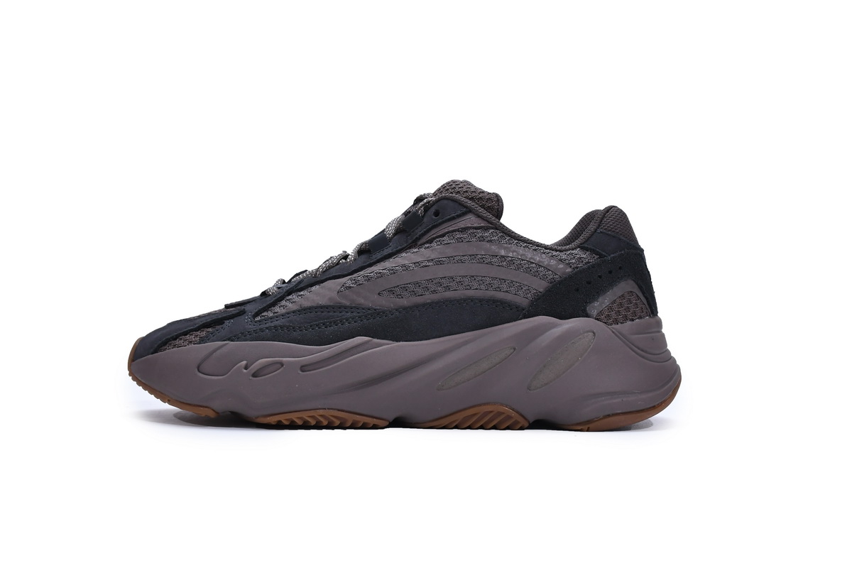Fake yeezy 700 v2 geode best sale