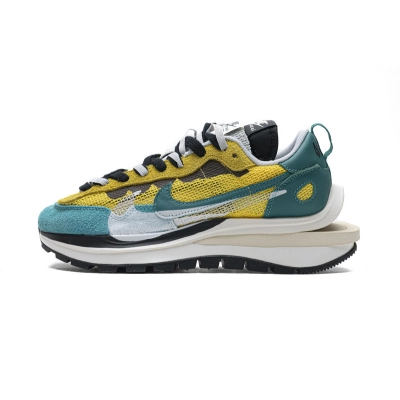 PK God Batch Nike Vaporwaffle sacai Tour Yellow Stadium Green CV1363-700 01