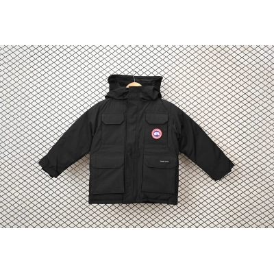 CANADA GOOSE Black Down Jacket 01