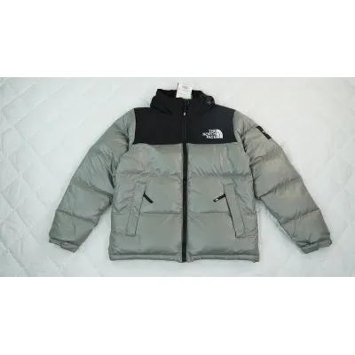 The North Face Splicing White And Grey Down Jacket 01