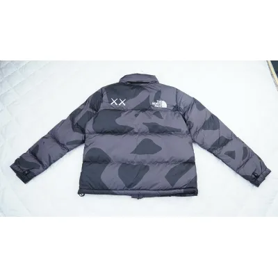 The North Face Splicing White And XX black Down Jacket 02