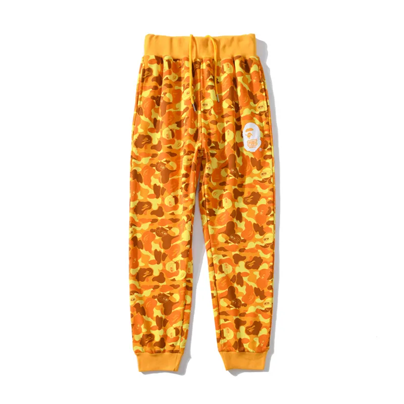 BAPE x PUBG joint model PlayerUnknown's Battlegrounds orange camouflage trousers