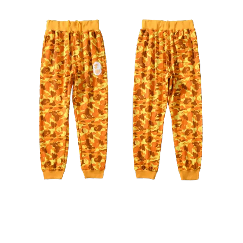 BAPE x PUBG joint model PlayerUnknown's Battlegrounds orange camouflage trousers