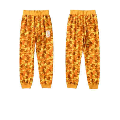 BAPE x PUBG joint model PlayerUnknown's Battlegrounds orange camouflage trousers 01