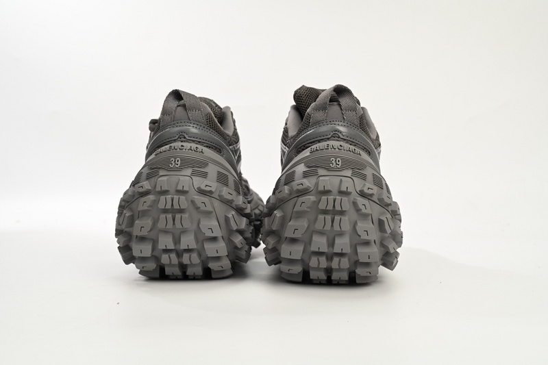 Balenciaga Defender Black Gray 685611 W2RA6 3000