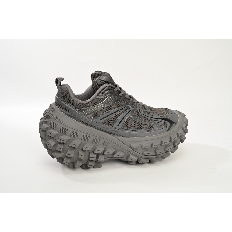 Balenciaga Defender Black Gray 685611 W2RA6 3000