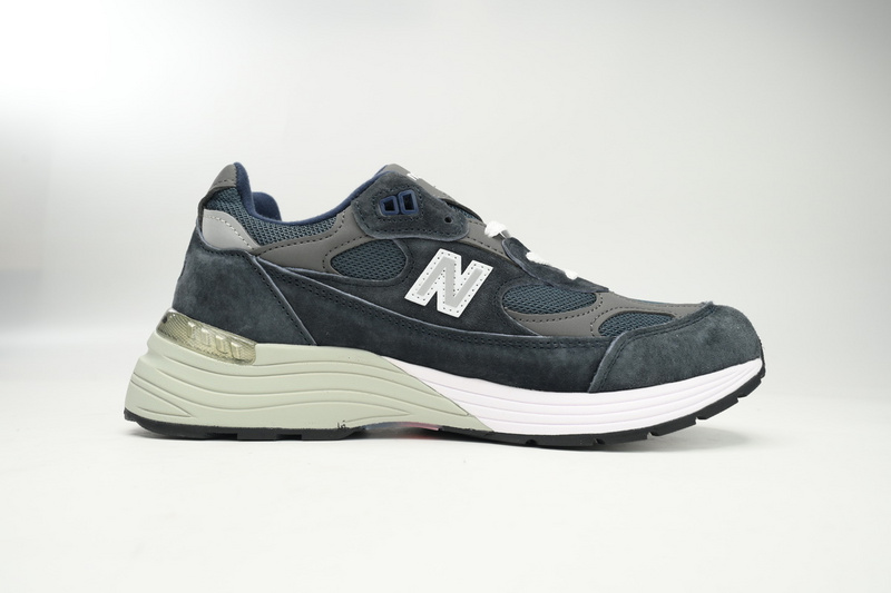 New Balance 992 Navy Blue M992GG