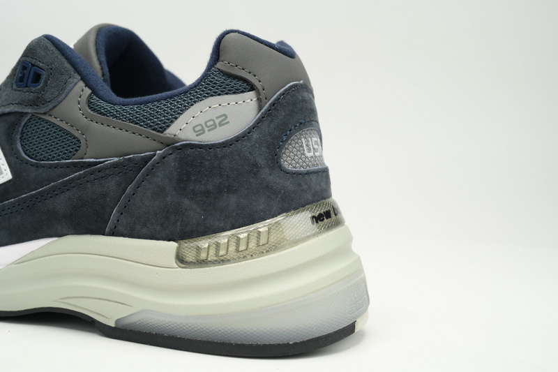 New Balance 992 Navy Blue M992GG