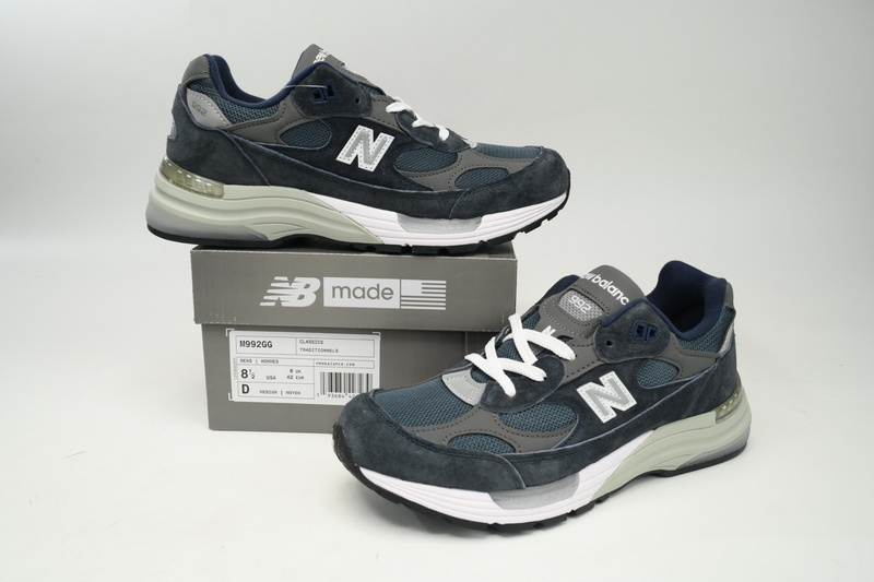 New Balance 992 Navy Blue M992GG