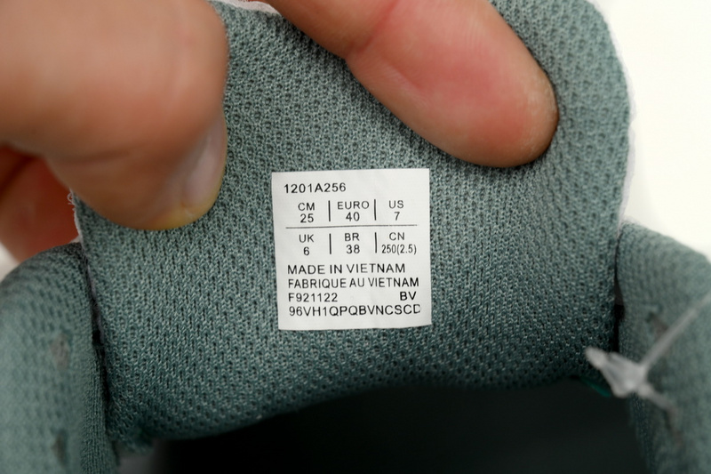 ASICS Gel-1130 White Malachite Green 1201A256