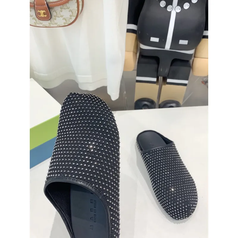 Marni Black leather Fussbett Sabot Slide With Rhinestones SBMR000600P639400N99
