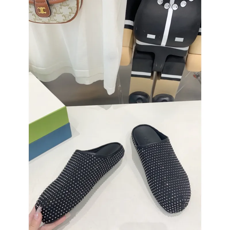 Marni Black leather Fussbett Sabot Slide With Rhinestones SBMR000600P639400N99