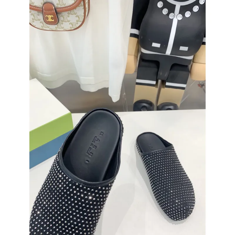 Marni Black leather Fussbett Sabot Slide With Rhinestones SBMR000600P639400N99