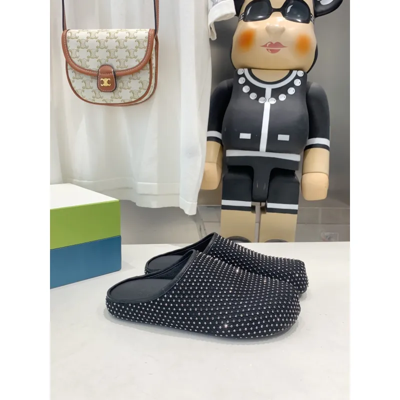 Marni Black leather Fussbett Sabot Slide With Rhinestones SBMR000600P639400N99